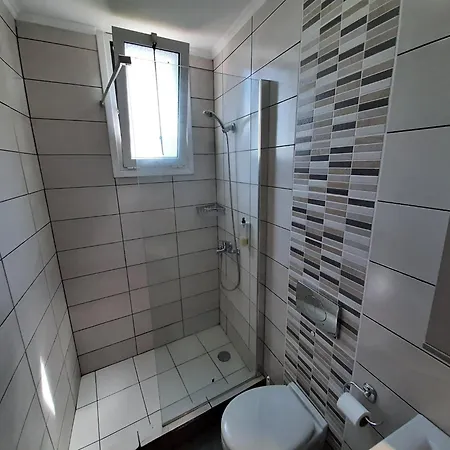 Appealing In With Pool Apartament Benitses (Corfu)