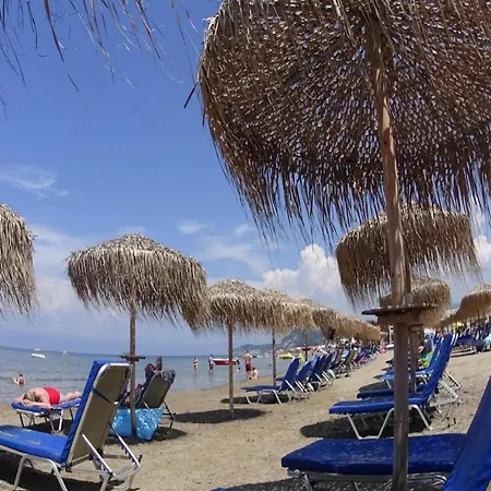 Appealing In With Pool Apartamento Benitses (Corfu)