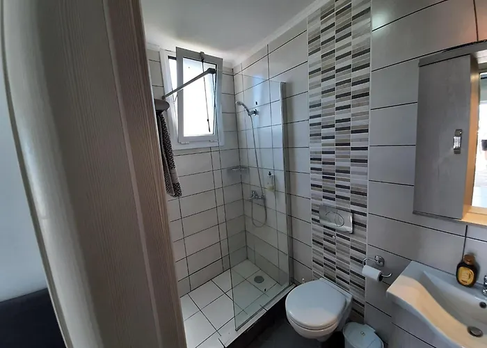 Appealing In With Pool * Benitses (Corfu)