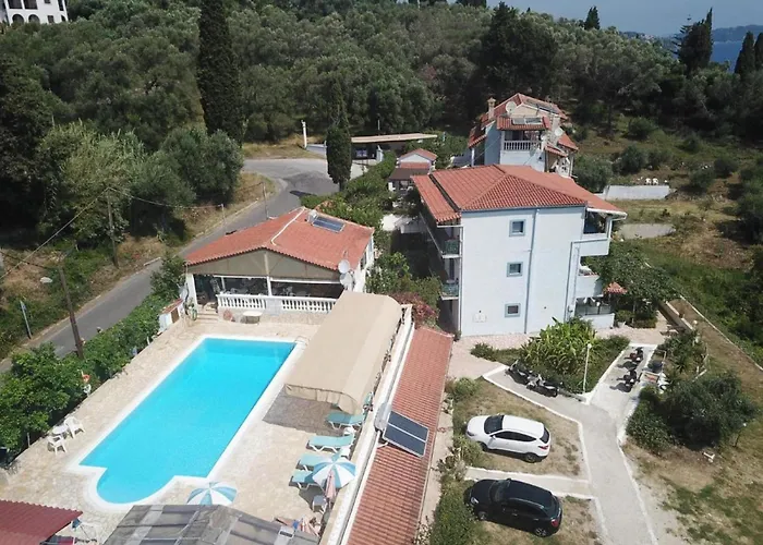 Apartmán Appealing In With Pool