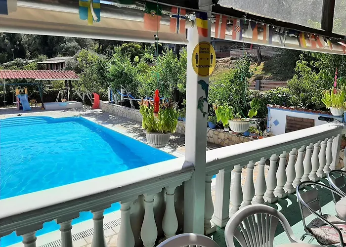 Appealing In With Pool Apartmán Benitses (Corfu)