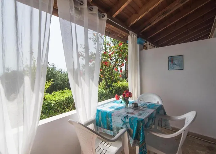 Appealing In With Pool * Benitses (Corfu)