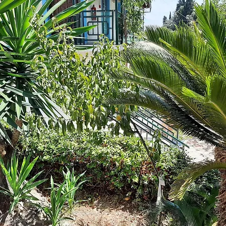 Appealing In With Pool Διαμέρισμα Μπενίτσες